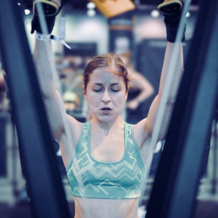 Jacqueline Sammet trainiert mit dem Skiergometer